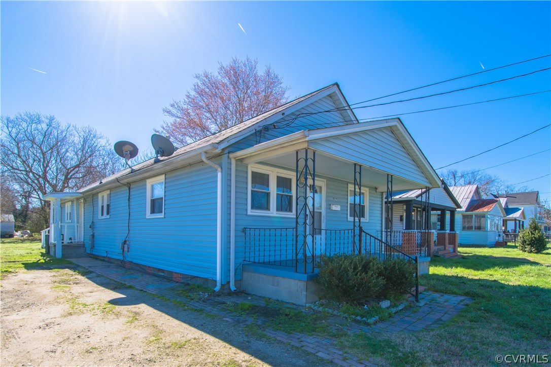 209 Rip Rap Road Hampton, VA 23669 - Photo 4 of 32 Gallery Image 4