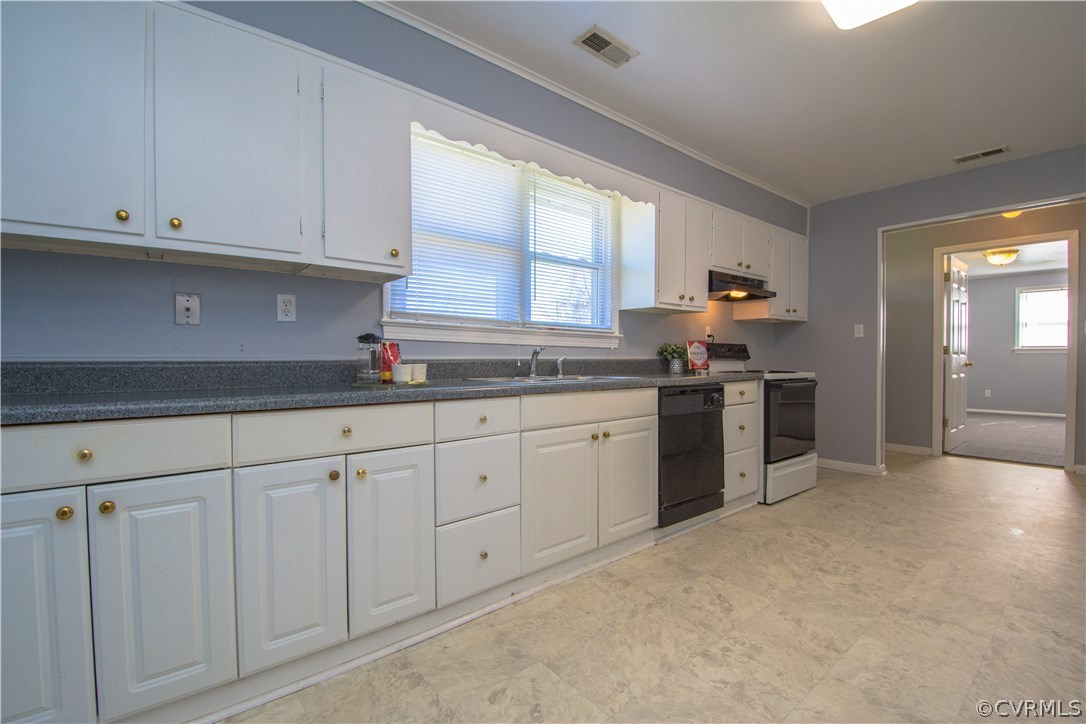 209 Rip Rap Road Hampton, VA 23669 - Photo 10 of 32 Gallery Image 10