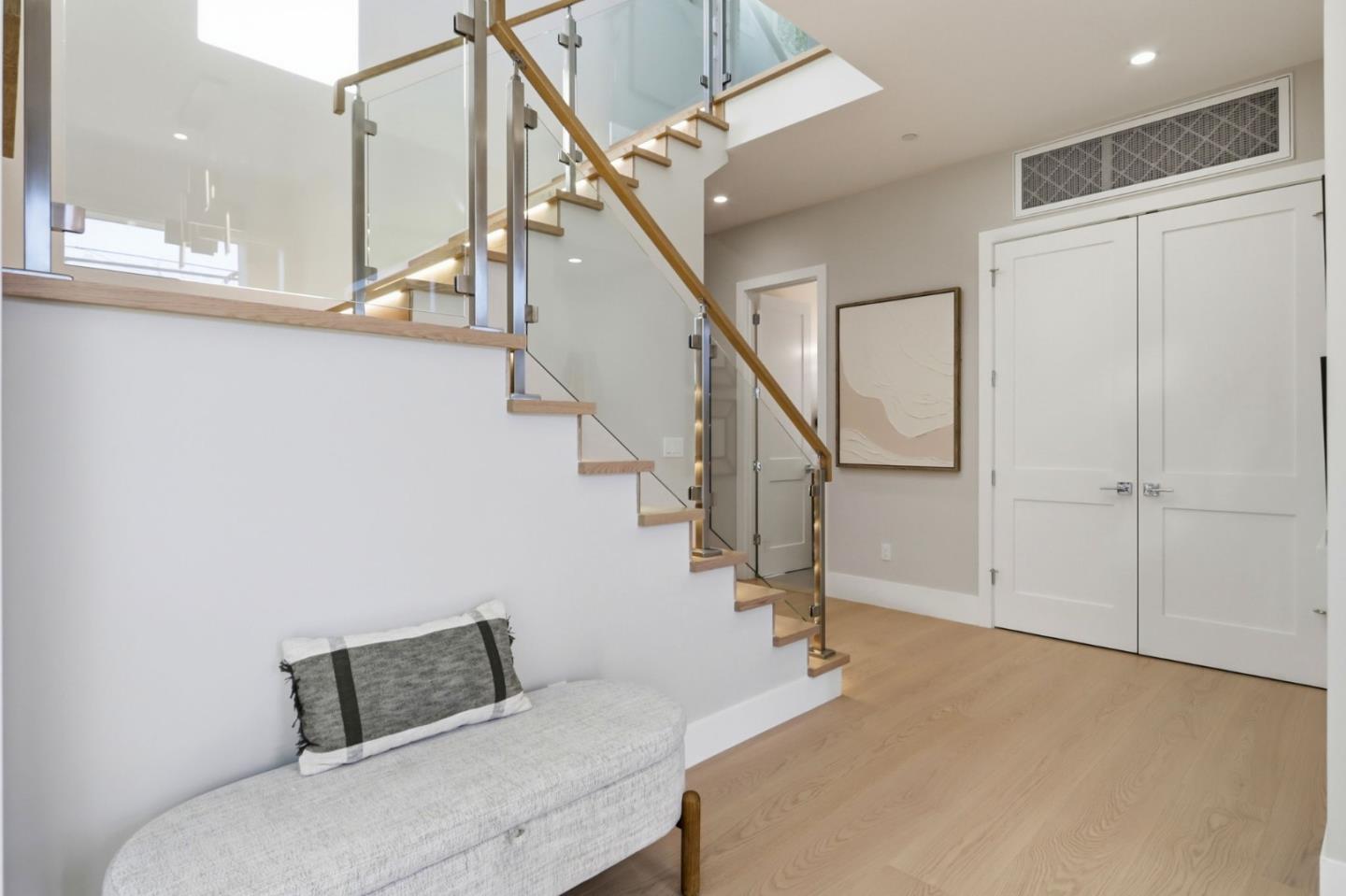 10481 North Stelling Road Cupertino, CA 95014 - Photo 26 of 84