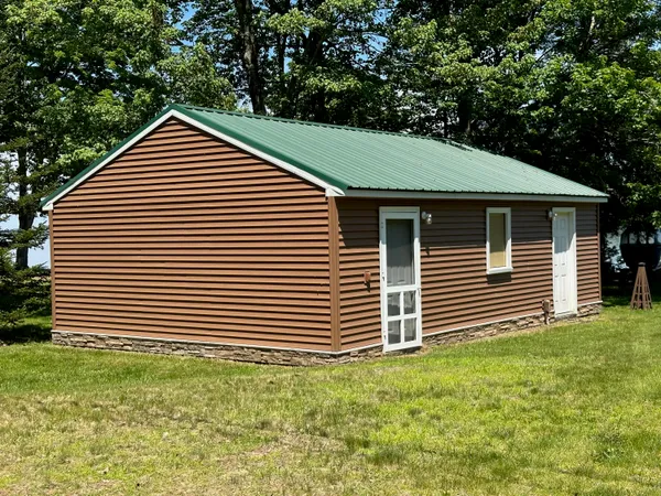 $1,295,000 | 26 Talbert Lane, Belgrade, ME 04917