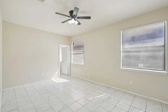 a view of empty room with window