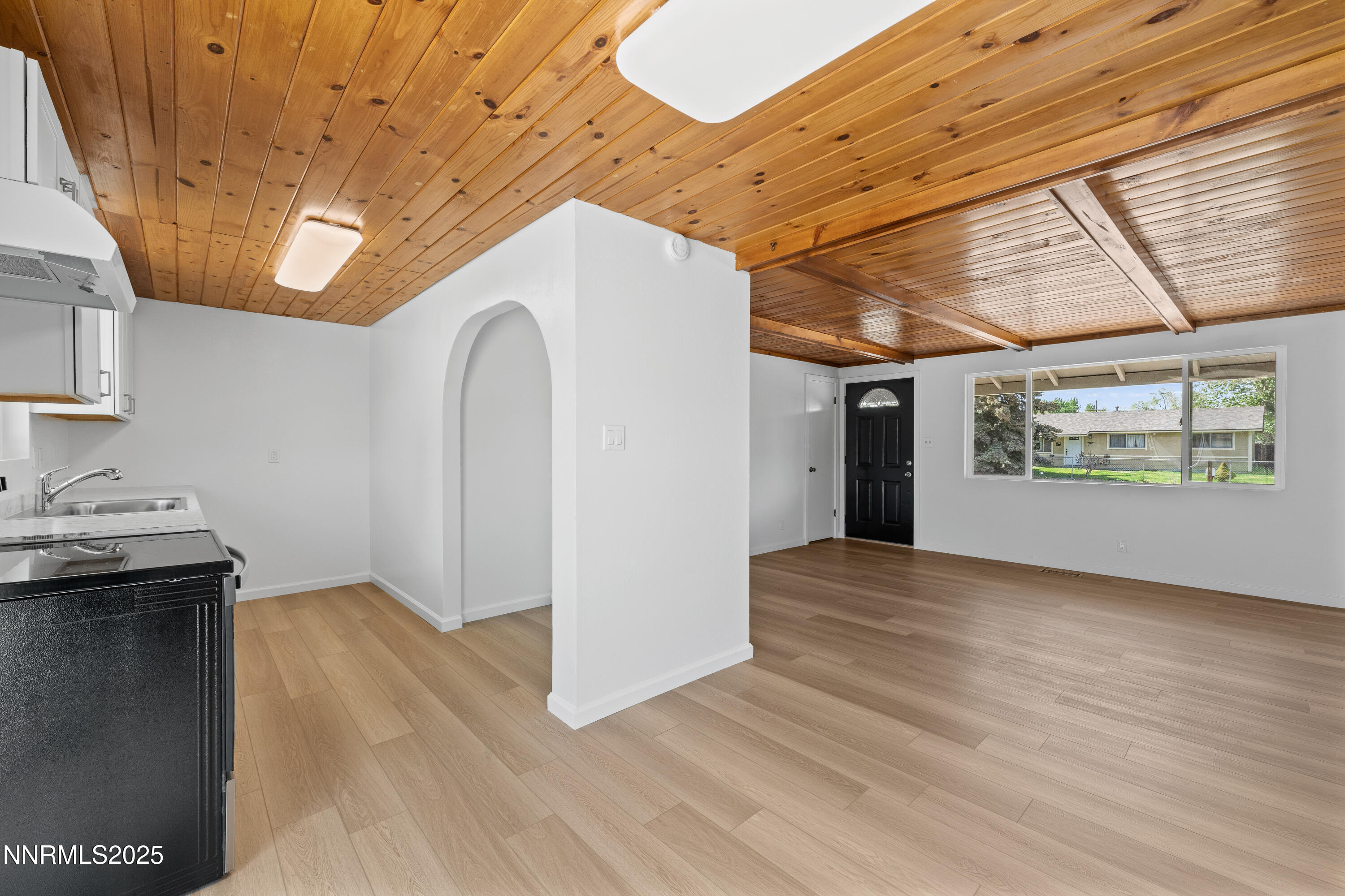 9240 Fremont Way Reno, NV 89506 - Photo 13 of 39 13-9240 Fremont Way Reno NV 89506-14