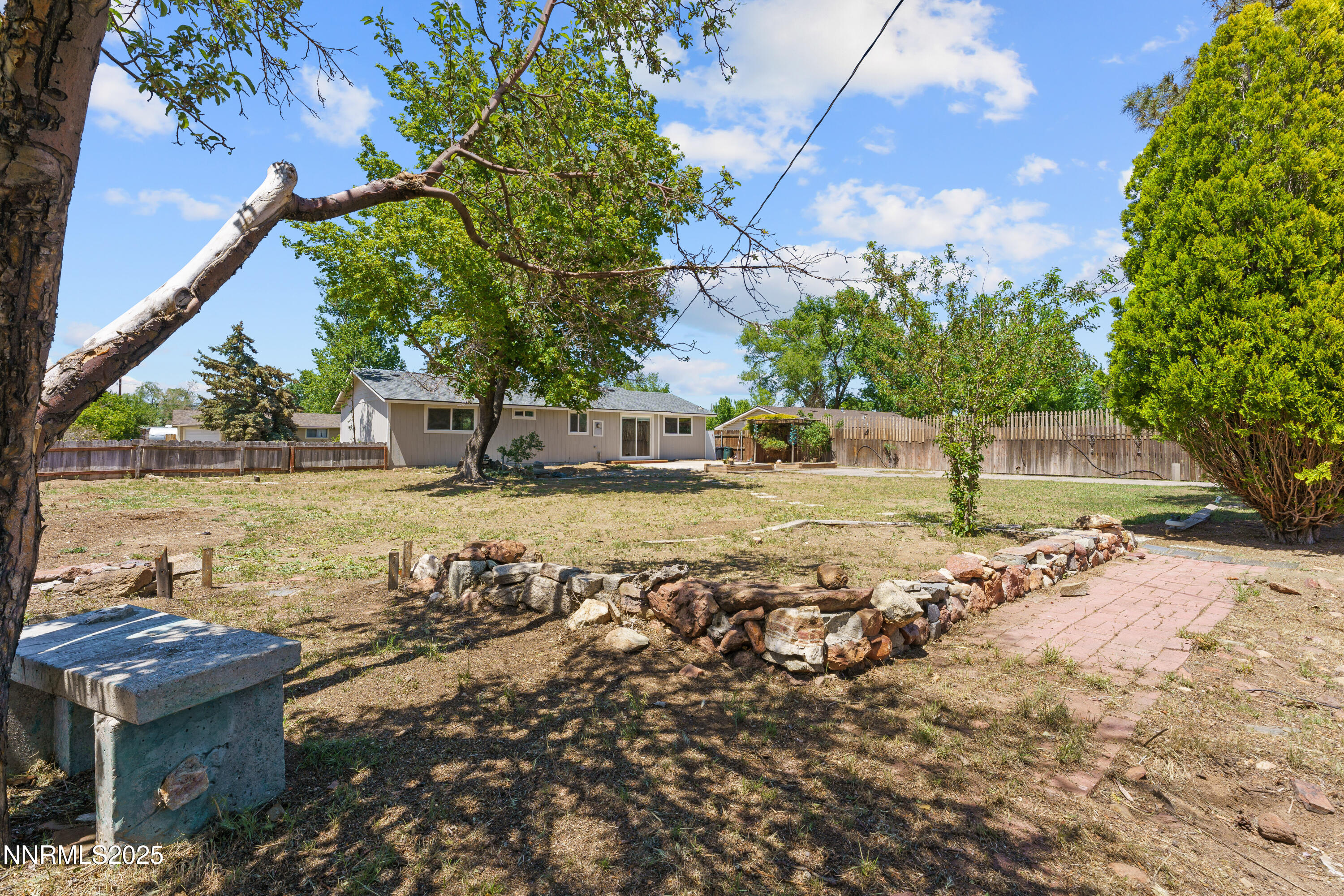 9240 Fremont Way Reno, NV 89506 - Photo 27 of 39 28-9240 Fremont Way Reno NV 89506 ext-8