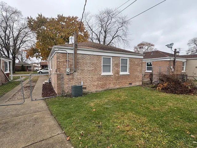$164,500 | 12613 Bishop Street, Riverdale, IL 60827