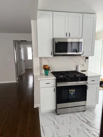 $164,500 | 12613 Bishop Street, Riverdale, IL 60827