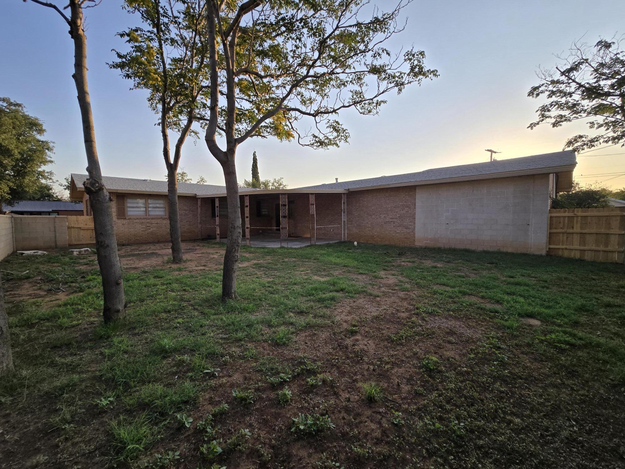 901 North 11th Street Lamesa, TX 79331 - Photo 30 of 36 20260709_073107
