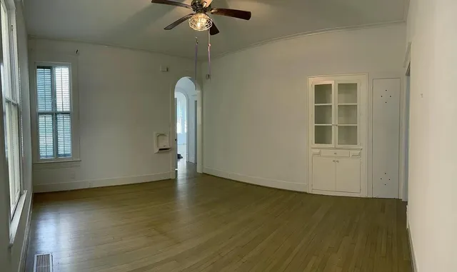 $1,750 | 1105 Market Street, Galveston, TX 77550