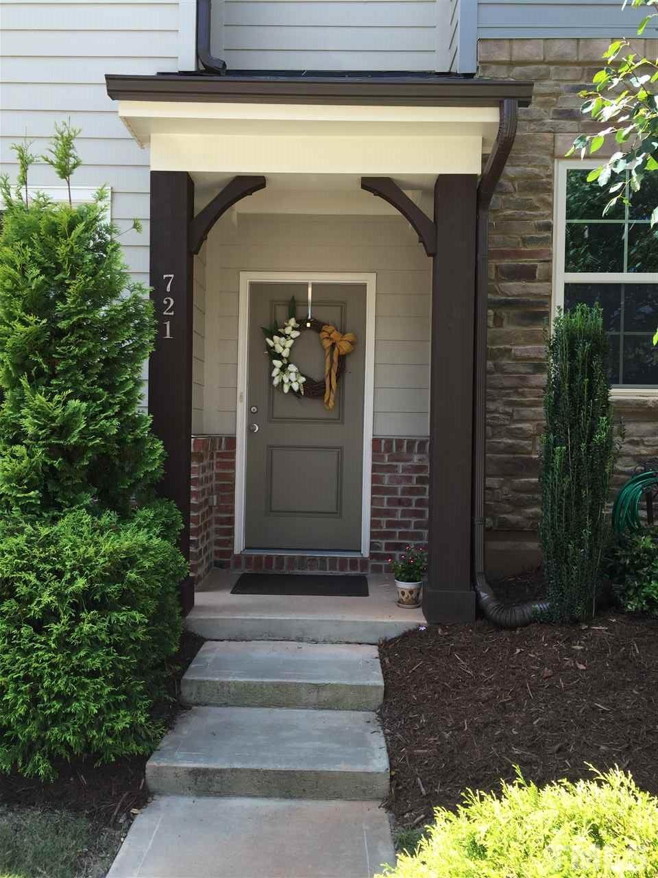 721 Wickham Ridge Road Apex, NC 27539 - Photo 1 of 25 a front view of a house