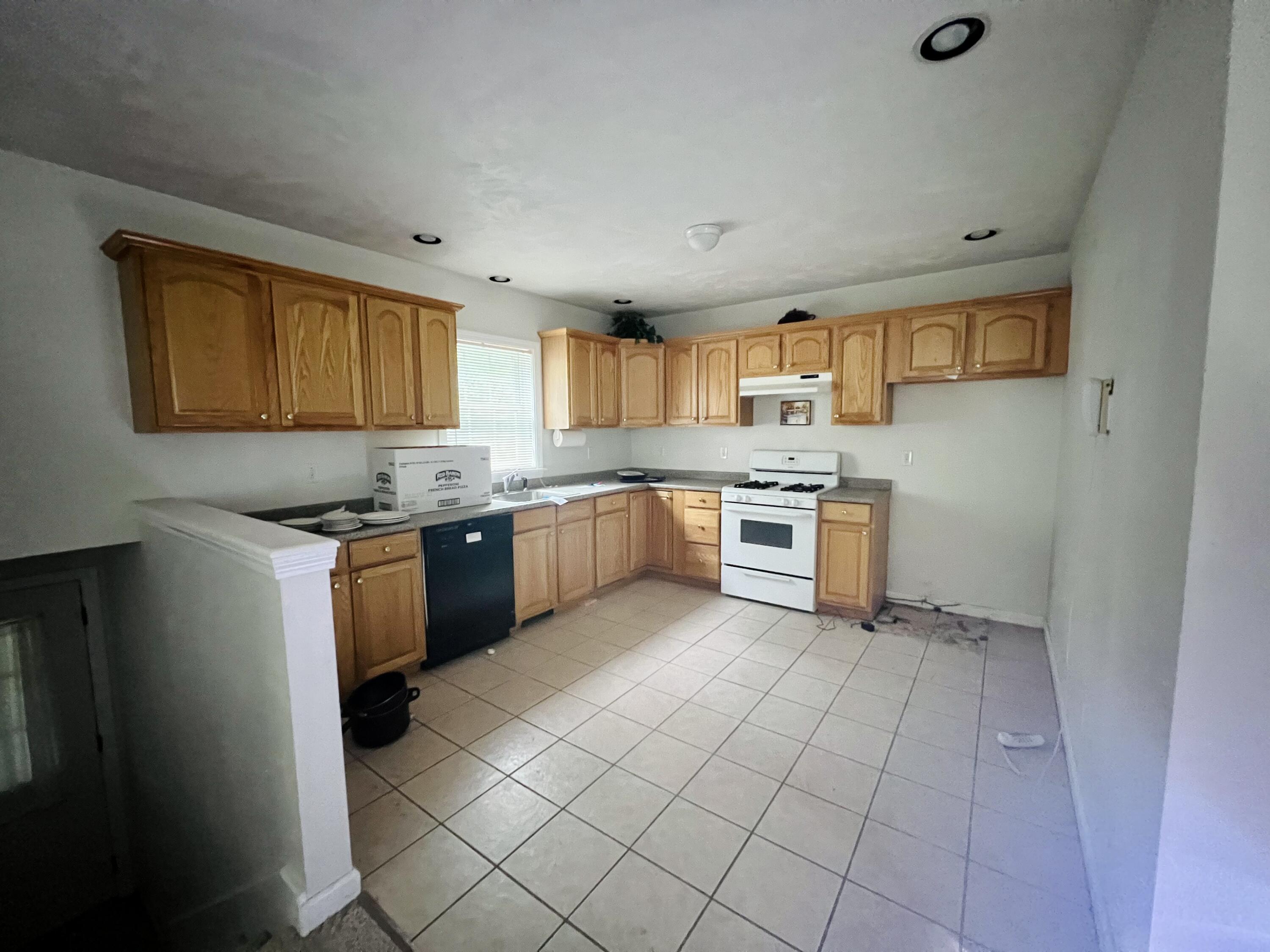 53 Sunday River Road, Unit 5 Bethel, ME 04217 - Photo 8 of 29 Kitchen
