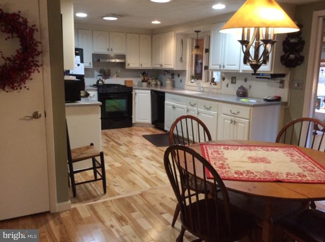 407 East Evergreen Road Lebanon, PA 17042 - Photo 10 of 28 Gallery Image 10