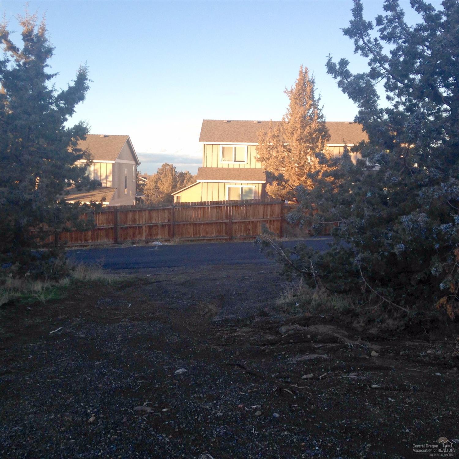 4167 Southwest Rhyolite Place Redmond, OR 97756 - Photo 4 of 8 Additional Photo
