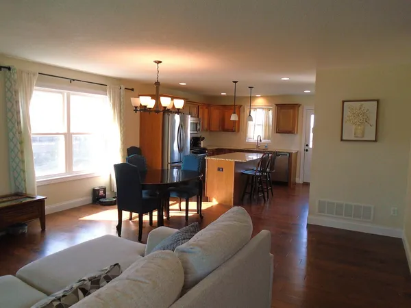 $330,000 | 119 14th Avenue, De Witt, IA 52742