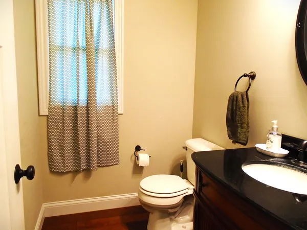 $330,000 | 119 14th Avenue, De Witt, IA 52742