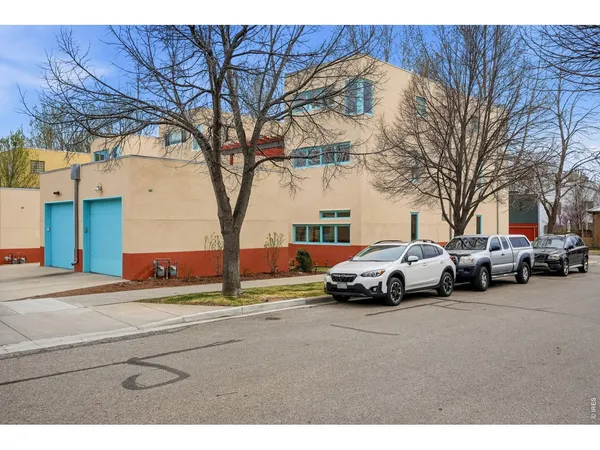 $700,000 | 742 Tenacity Drive, Unit B, Longmont, CO 80504
