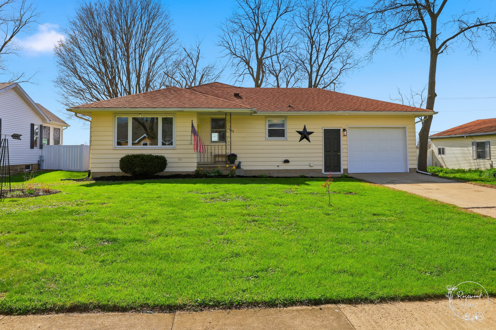175 North Elm Street Herscher, IL 60941 - Photo 1 of 22 a front view of house with yard and green space