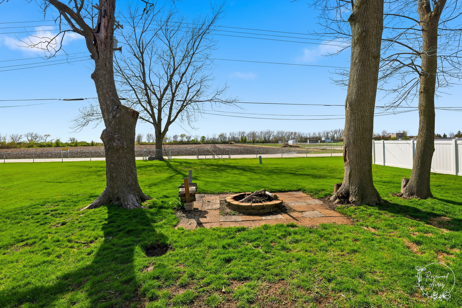 175 North Elm Street Herscher, IL 60941 - Photo 18 of 22 a garden view with a seating space
