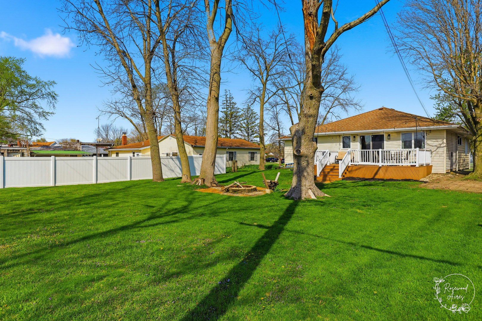 175 North Elm Street Herscher, IL 60941 - Photo 20 of 22 a view of a house with a yard