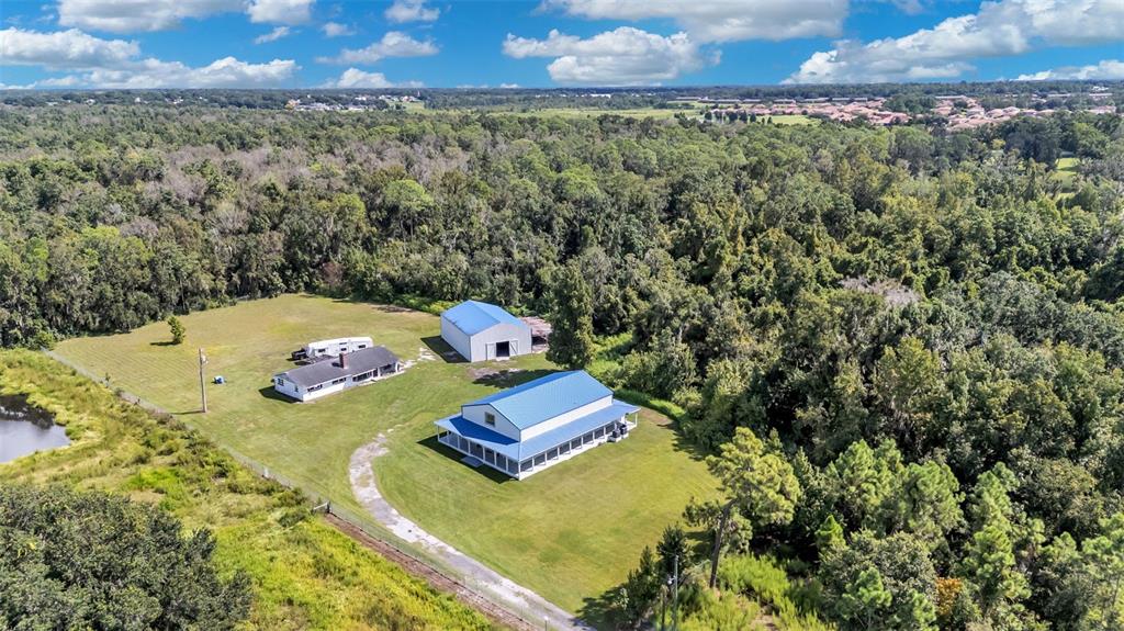 4141 Kathleen Road Lakeland, FL 33810 - Photo 2 of 97