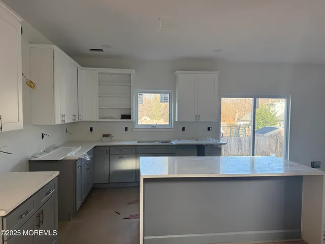 $875,000 | 68 Main Street, Manalapan, NJ 07726