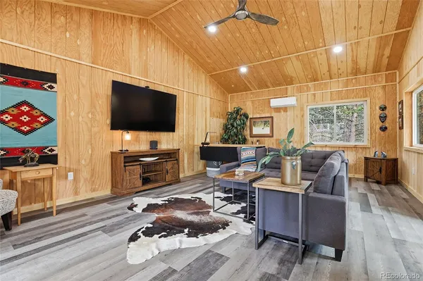 $2,750,000 | 25700 Village Circle, Golden, CO 80401