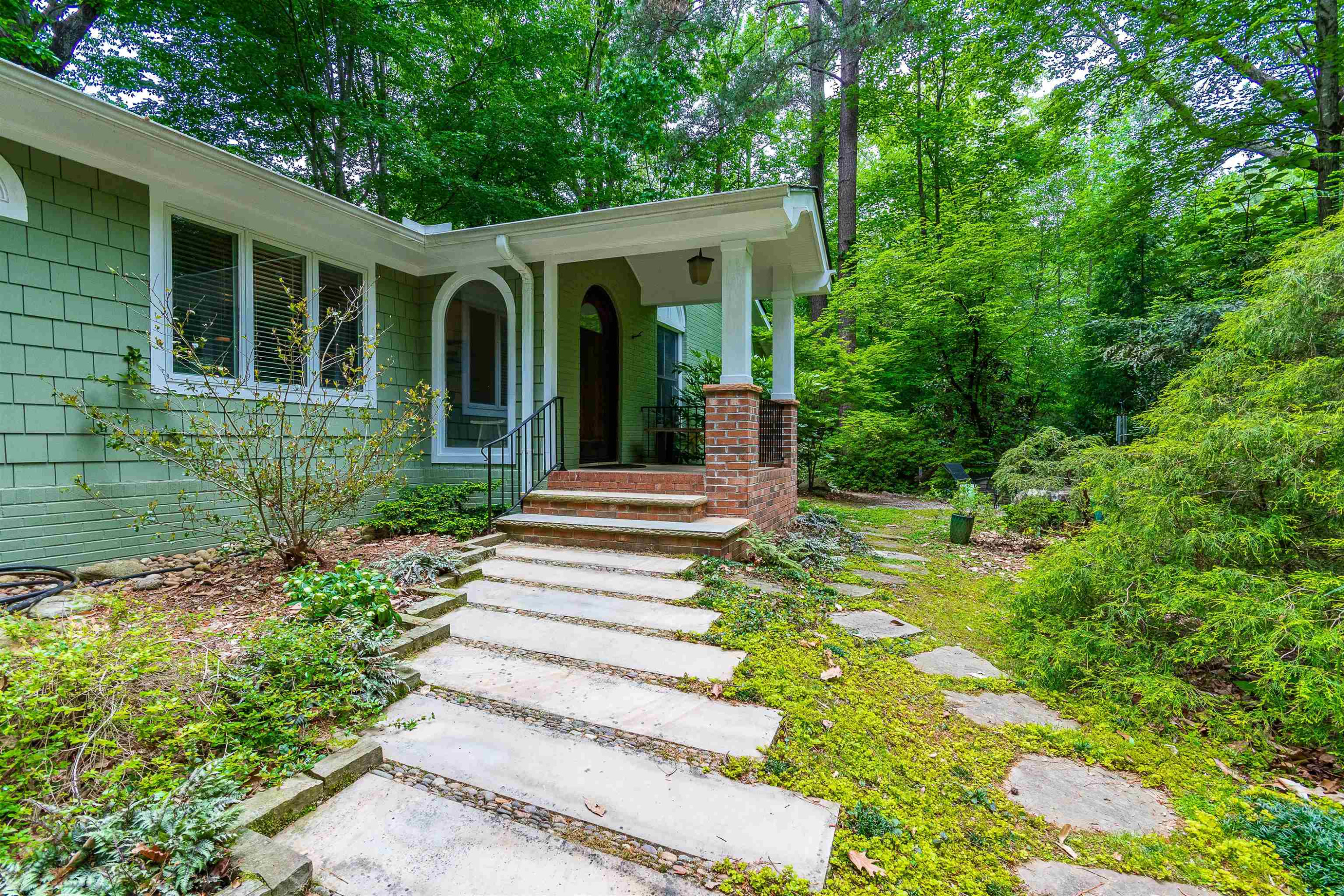 1115 Temple Street Raleigh, NC 27609 - Photo 3 of 41 Photo 3