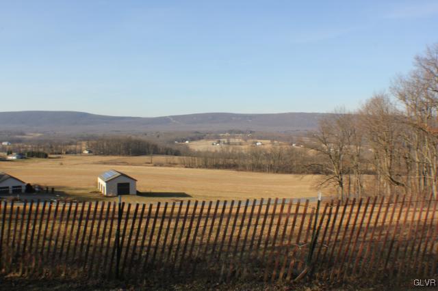 7750 County Bridge Road Slatington, PA 18080 - Photo 5 of 17 Gallery Image 5