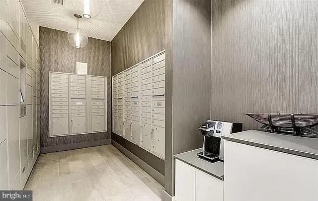 a view of utility room