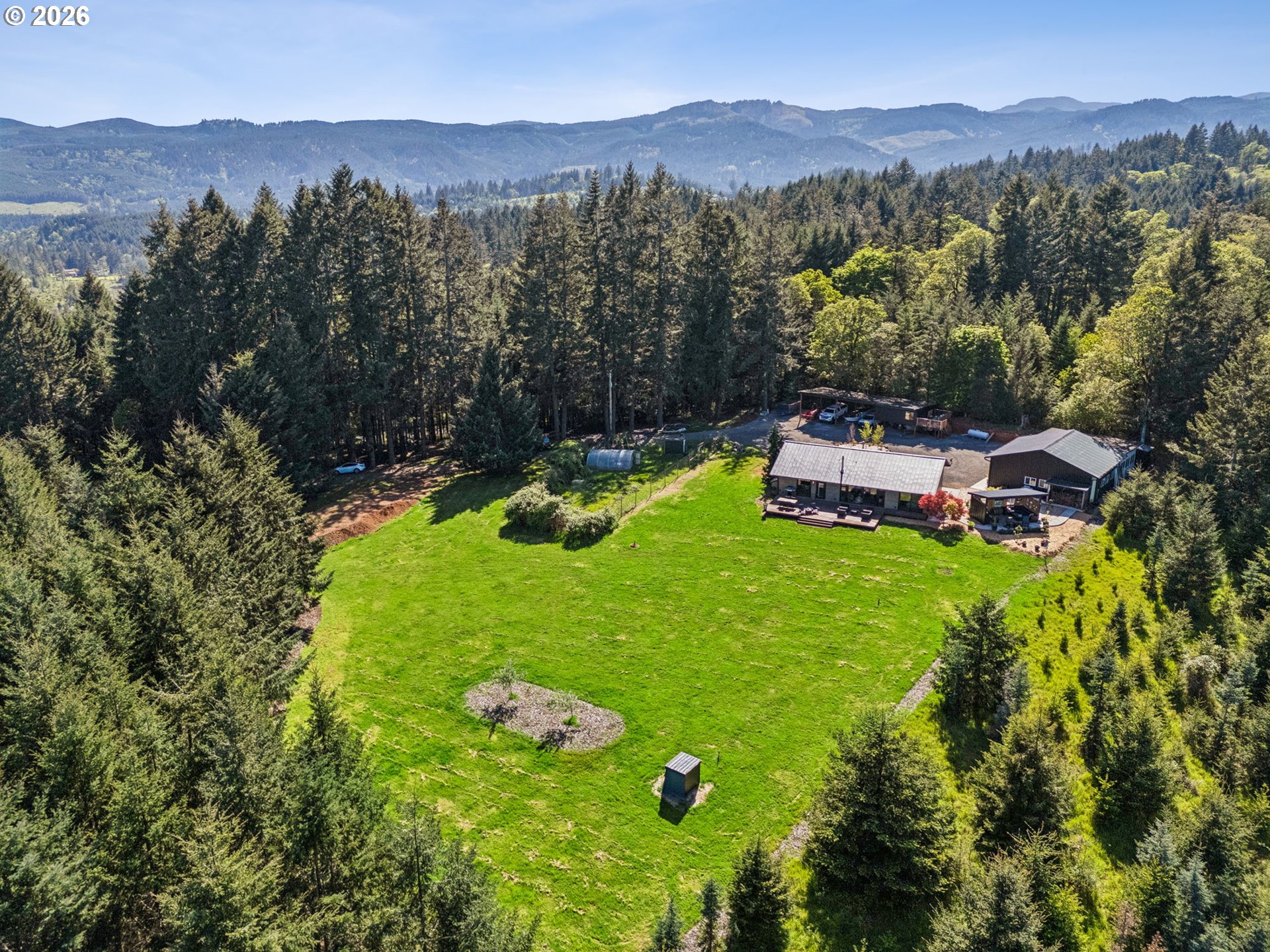 18600 Northwest Meadowlake Road Yamhill, OR 97148 - Photo 44 of 47