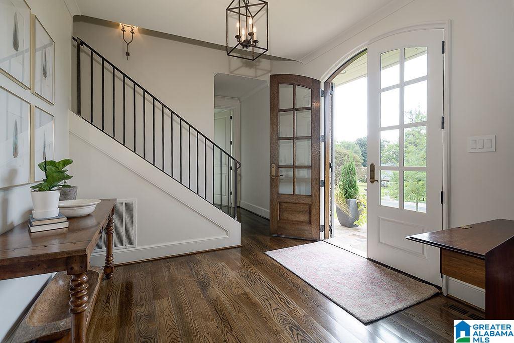 2400 Shades Crest Road Birmingham, AL 35216 - Photo 6 of 50