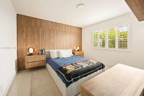 $3,395,000 | 865 West 47th Street, Miami Beach, FL 33140