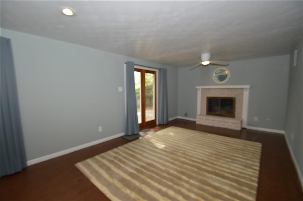 7607 Harcourt Road Indianapolis, IN 46260 - Photo 8 of 34 Gallery Image 8