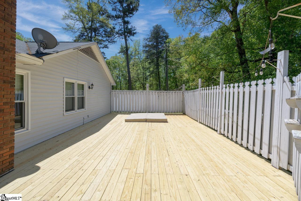 1 Robertson Road Taylors, SC 29687 - Photo 11 of 31 Gallery Image 11