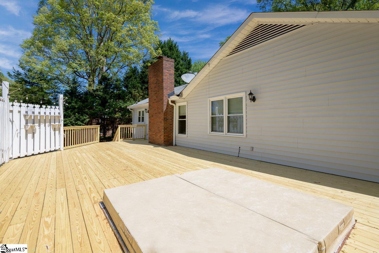 1 Robertson Road Taylors, SC 29687 - Photo 12 of 31 Gallery Image 12