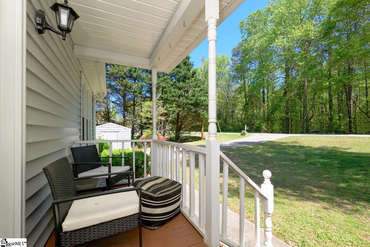1 Robertson Road Taylors, SC 29687 - Photo 5 of 31 Gallery Image 5