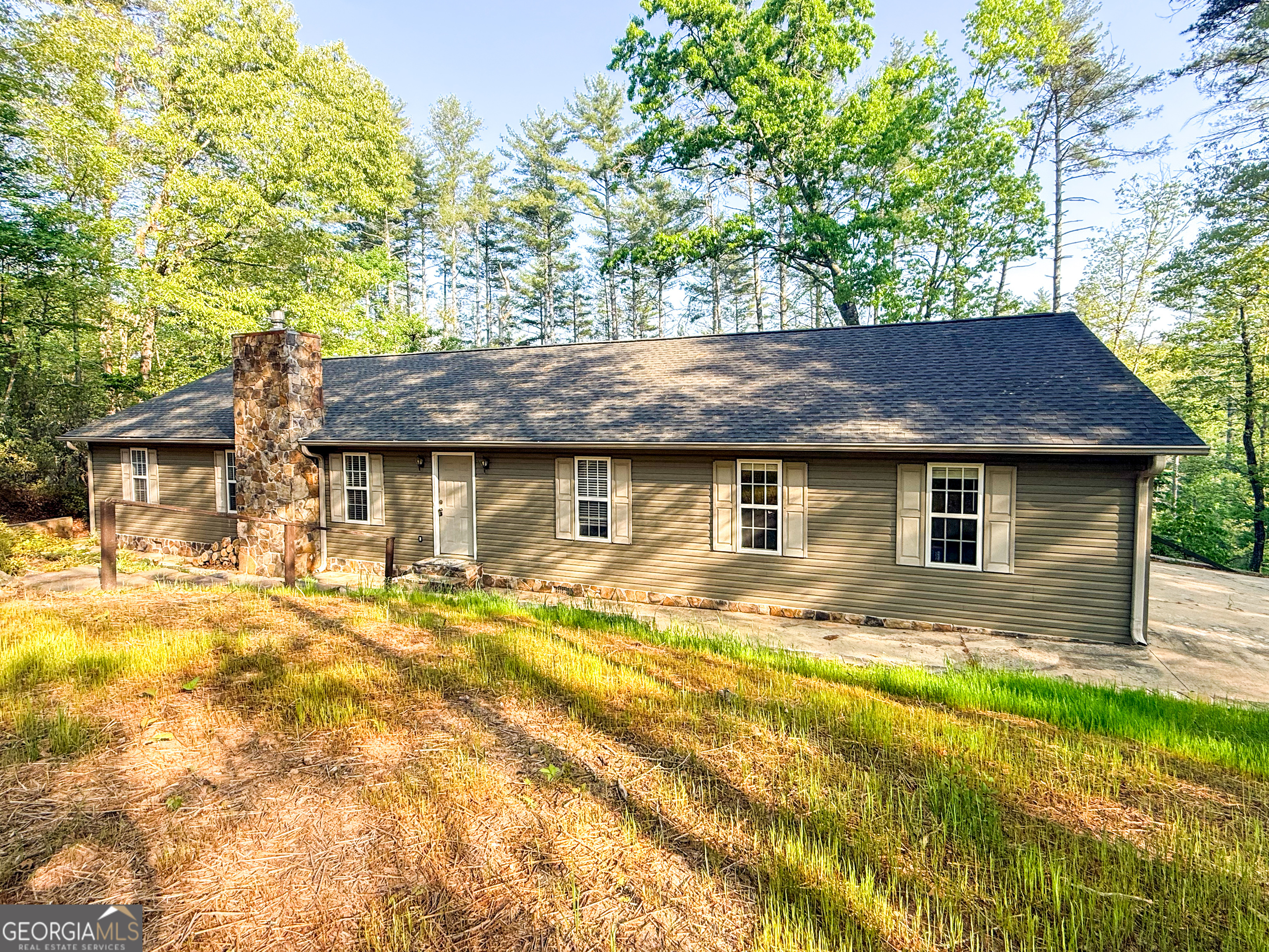 499 Old Deer Path Way Cleveland, GA 30528 - Photo 2 of 37