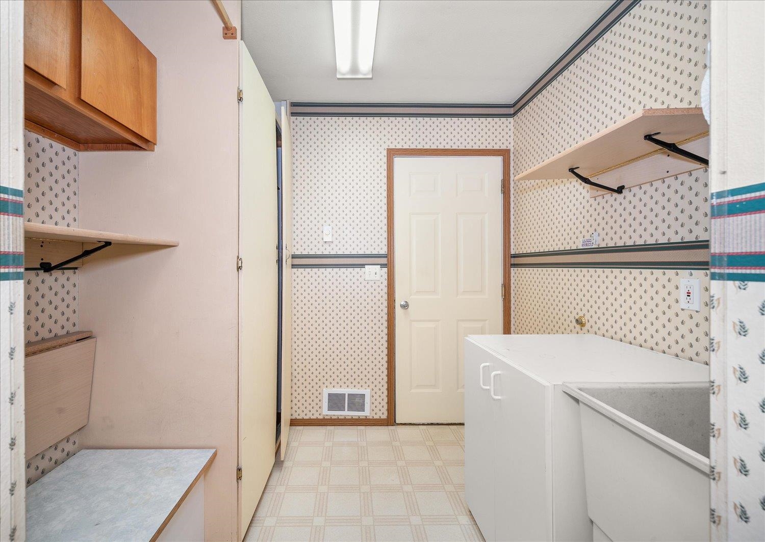 5909 South Mack Road Spokane, WA 99224 - Photo 23 of 50