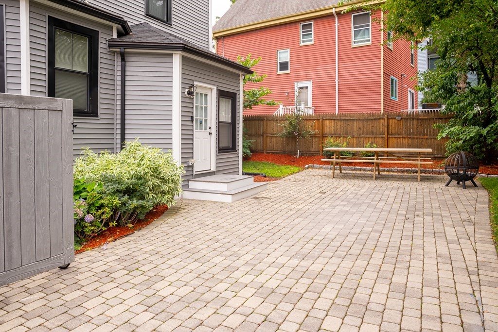 24 Gay Head Street Boston, MA 02130 - Photo 12 of 41