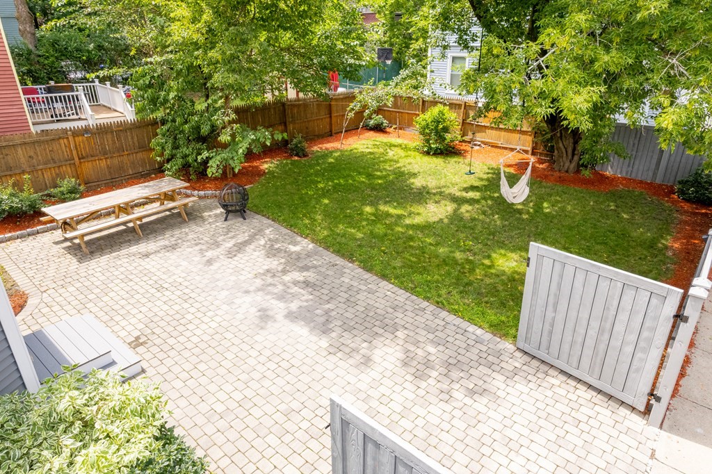 24 Gay Head Street Boston, MA 02130 - Photo 4 of 41