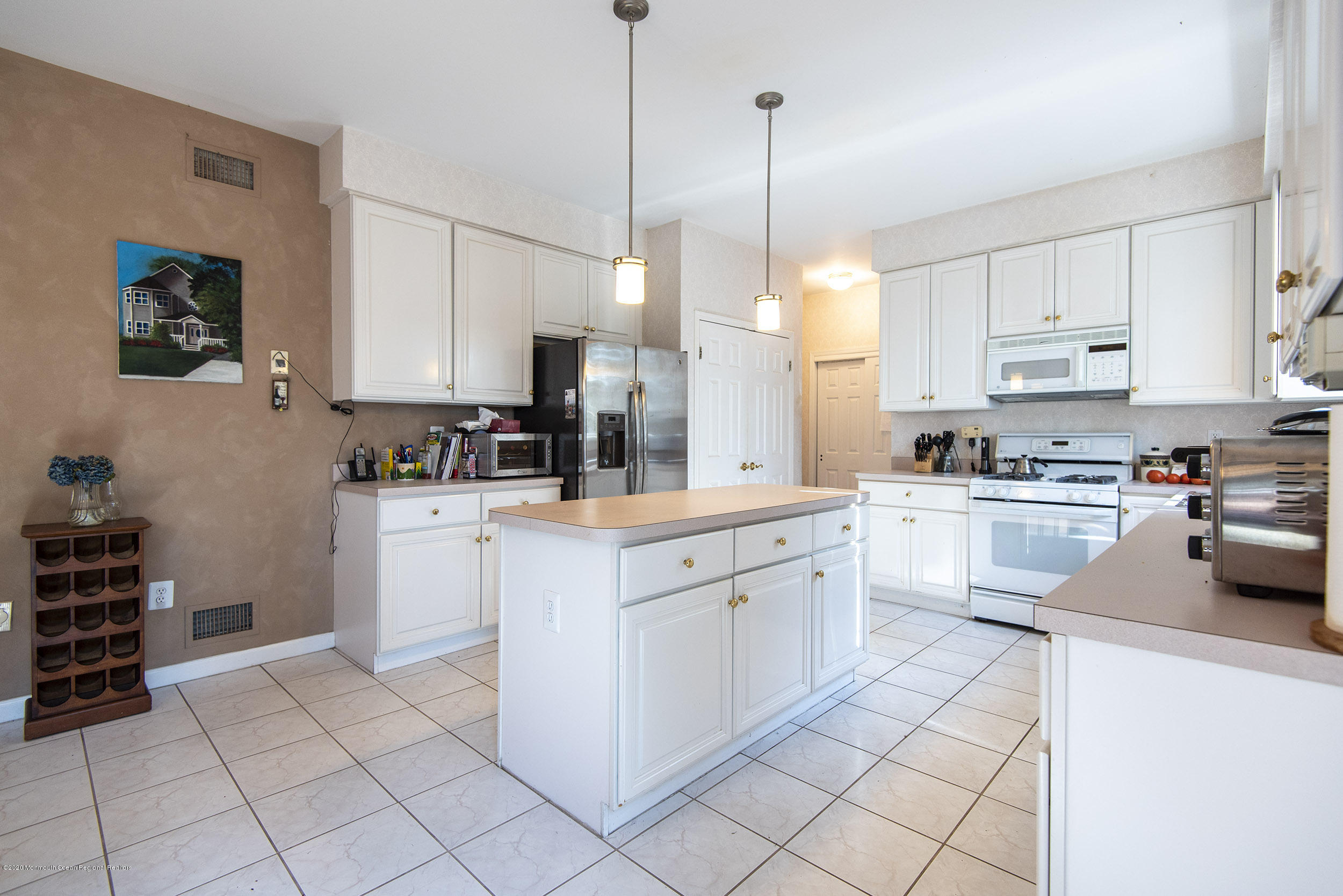 2414 Apple Ridge Circle Manasquan, NJ 08736 - Photo 26 of 41 Kitchen 2