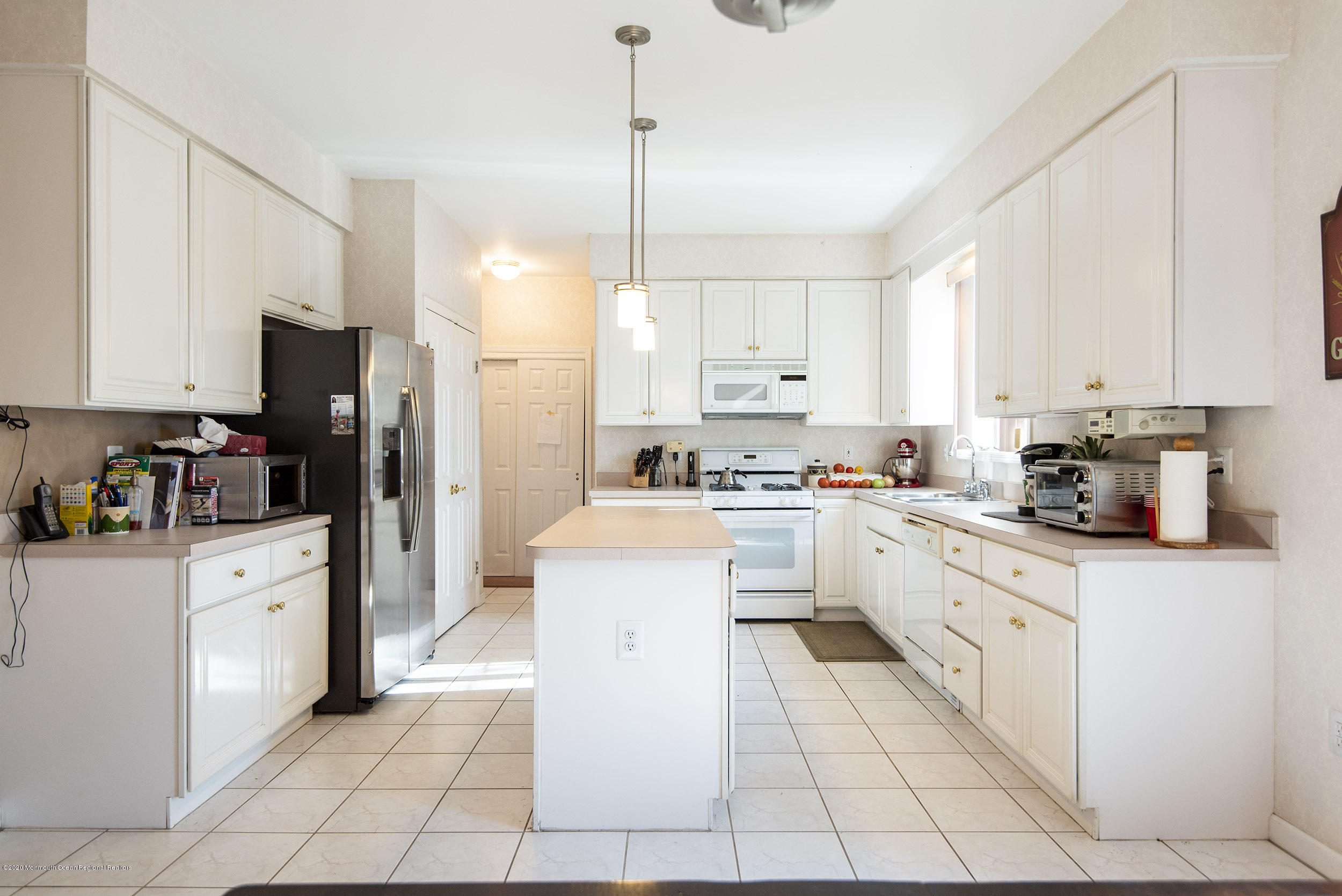 2414 Apple Ridge Circle Manasquan, NJ 08736 - Photo 28 of 41 Kitchen 4