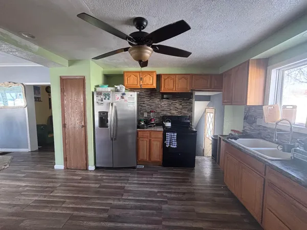 $165,000 | 216 North 6th Street, Montevideo, MN 56265