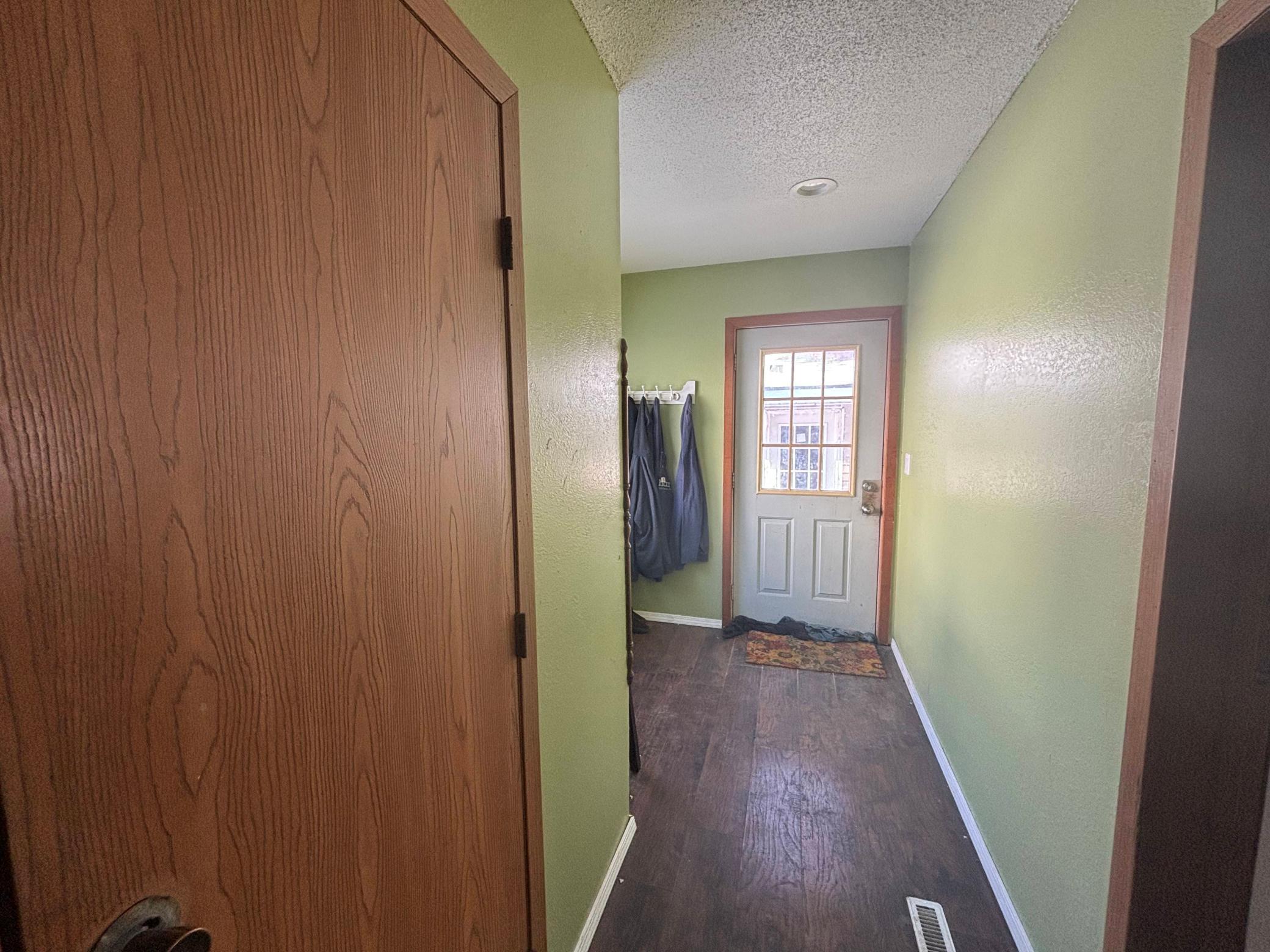 216 North 6th Street Montevideo, MN 56265 - Photo 6 of 18