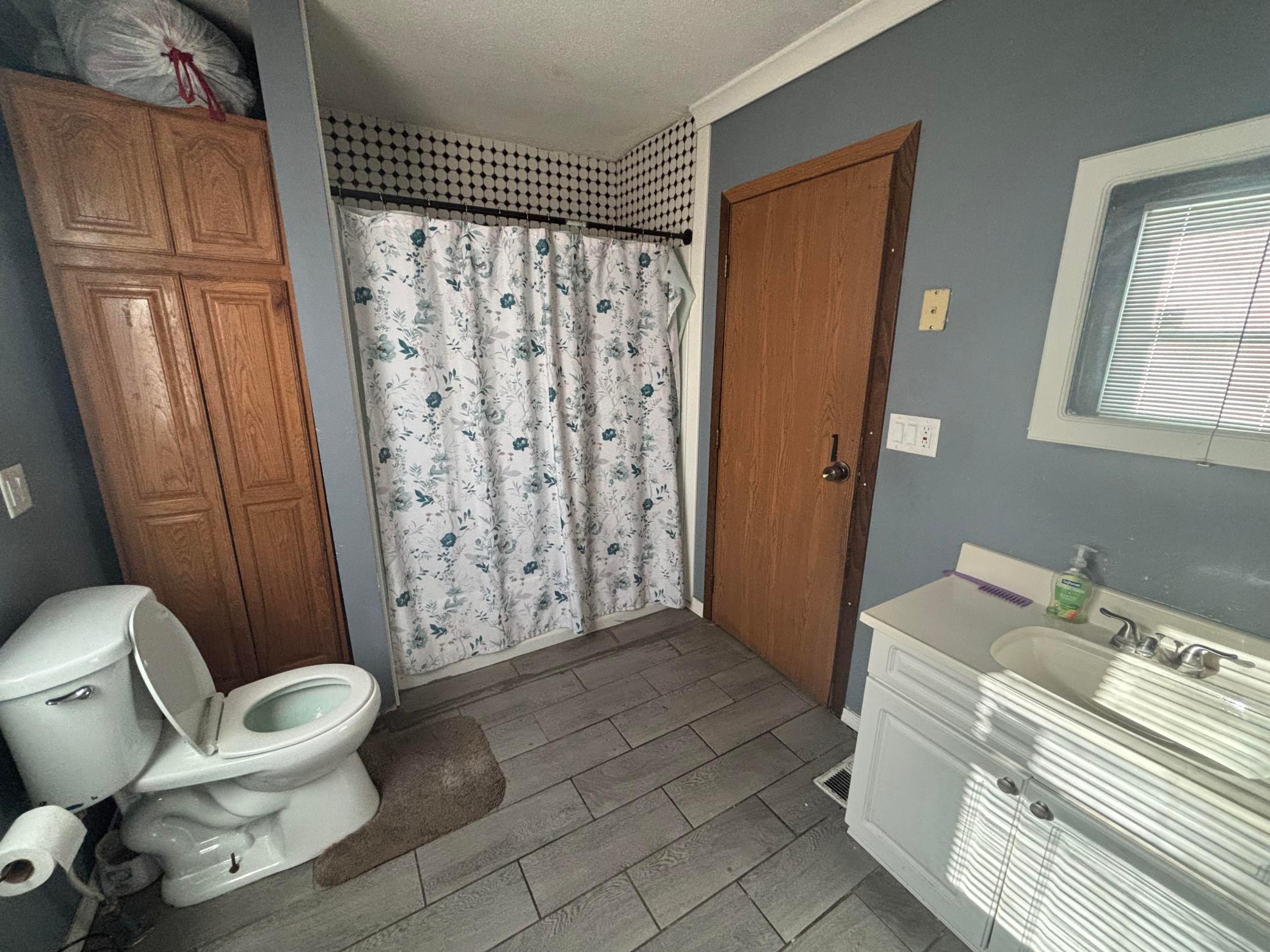 216 North 6th Street Montevideo, MN 56265 - Photo 7 of 18