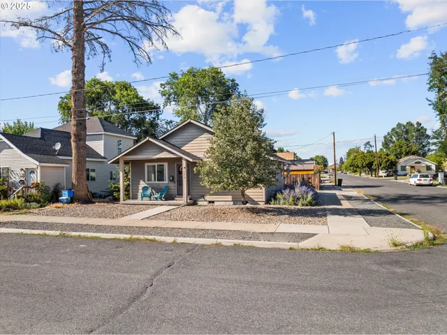 $299,000 | 1602 Broadway Street, Baker City, OR 97814