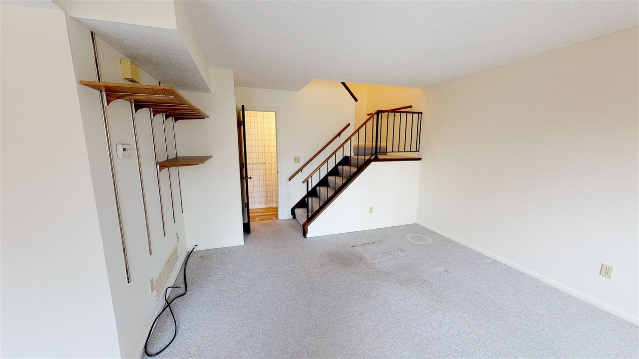 2818 Dry Ridge Court Fort Mitchell, KY 41017 - Photo 3 of 27