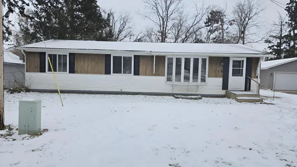 $108,150 | 118 East Monroe Avenue, Barron, WI 54812