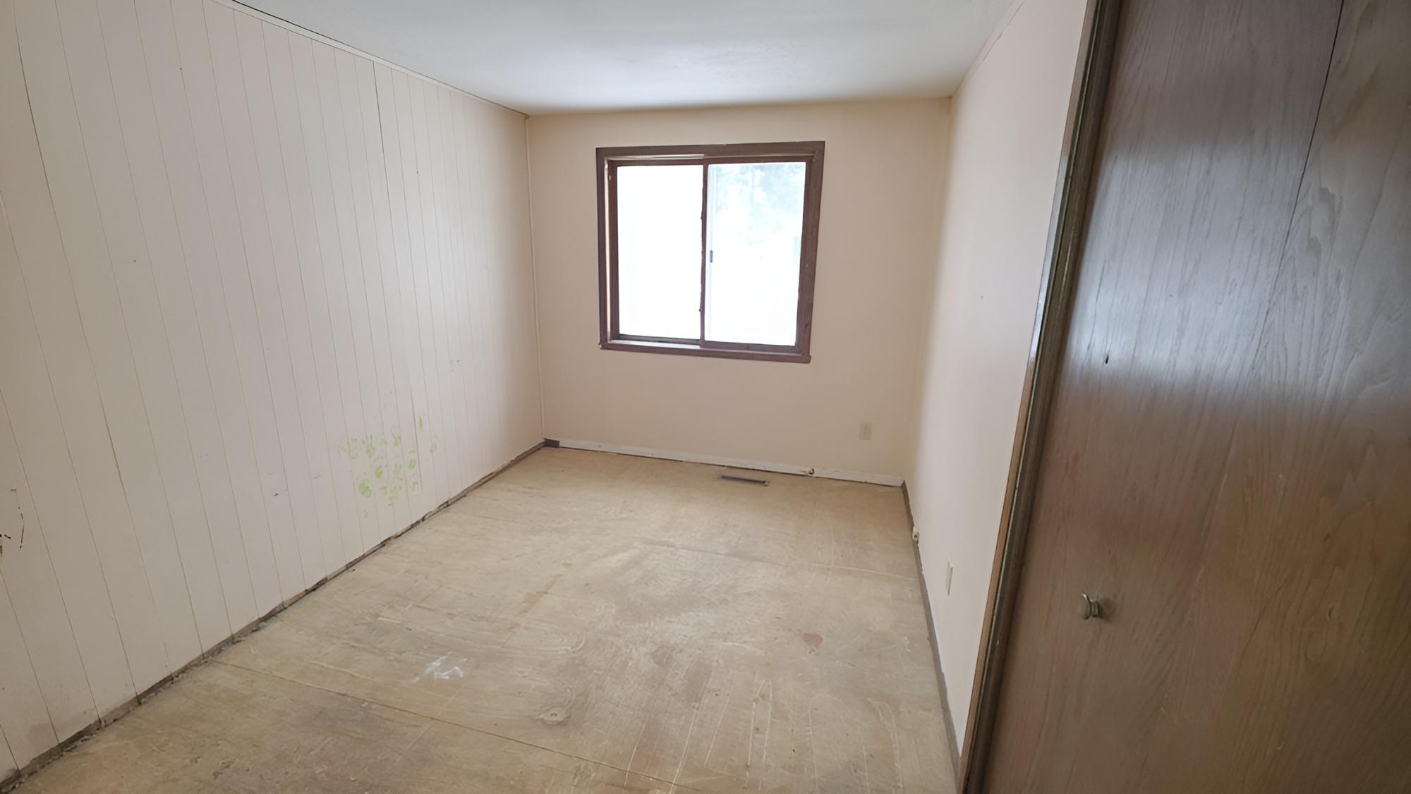 118 East Monroe Avenue Barron, WI 54812 - Photo 11 of 23