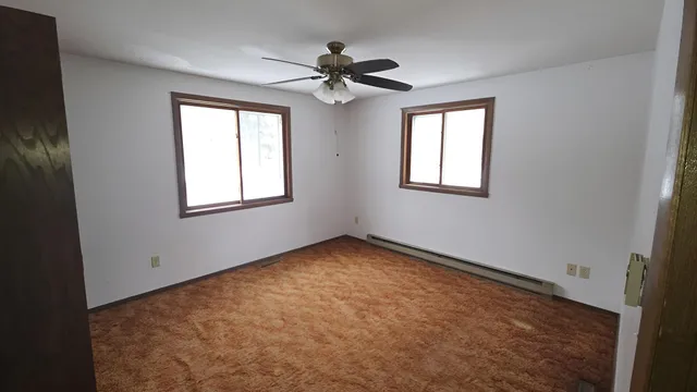 $153,000 | 118 East Monroe Avenue, Barron, WI 54812