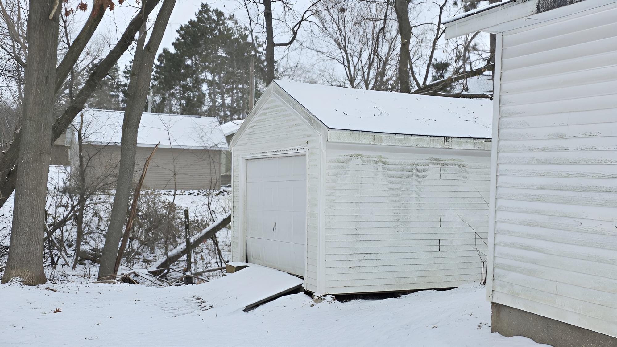 118 East Monroe Avenue Barron, WI 54812 - Photo 4 of 23