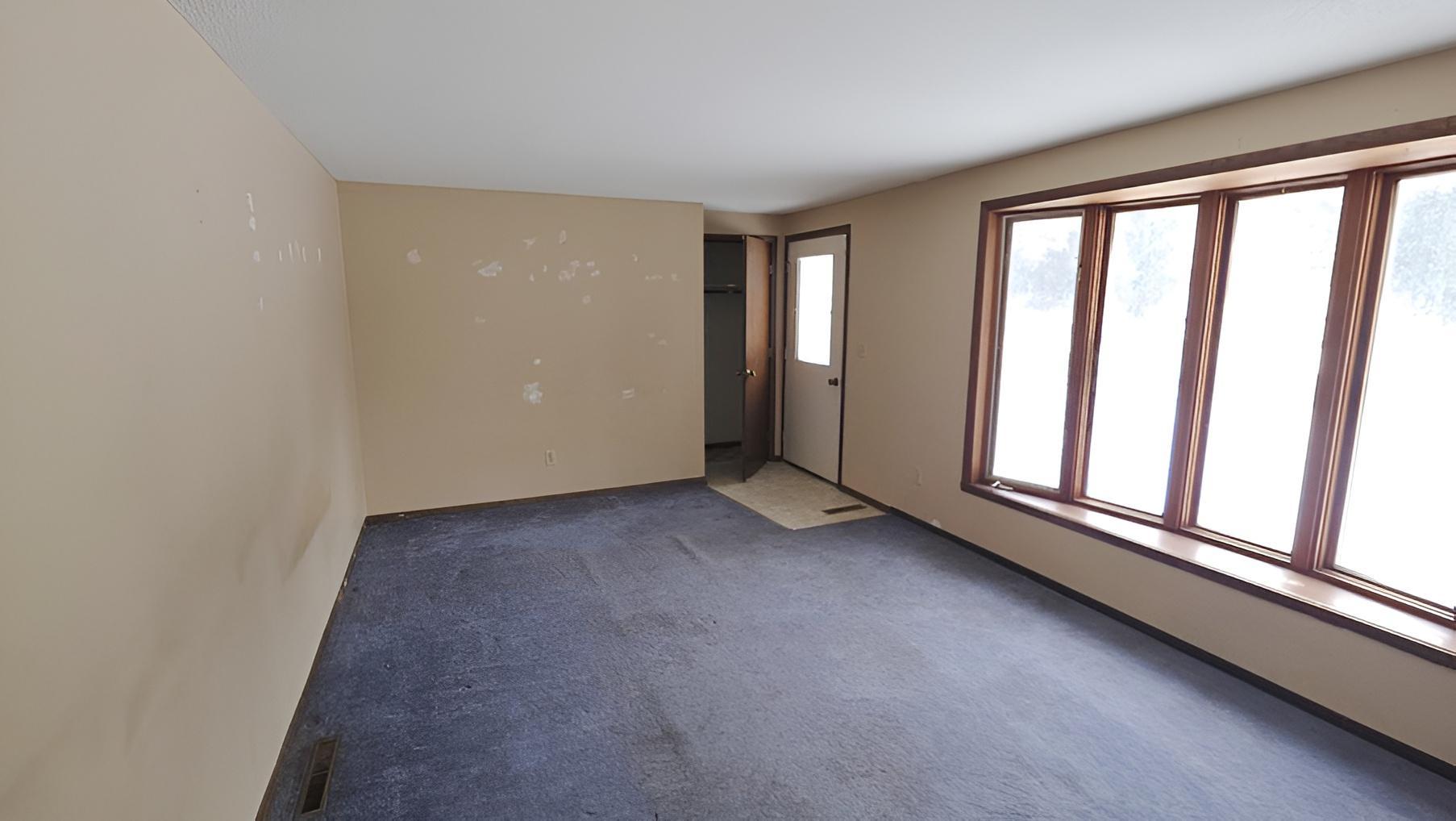 118 East Monroe Avenue Barron, WI 54812 - Photo 9 of 23